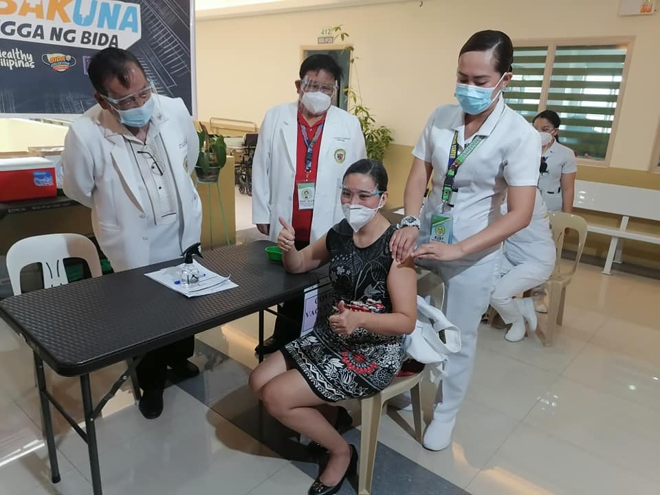 1st COVID-19 Vaccination in Nueva Vizcaya held at the R2TMC